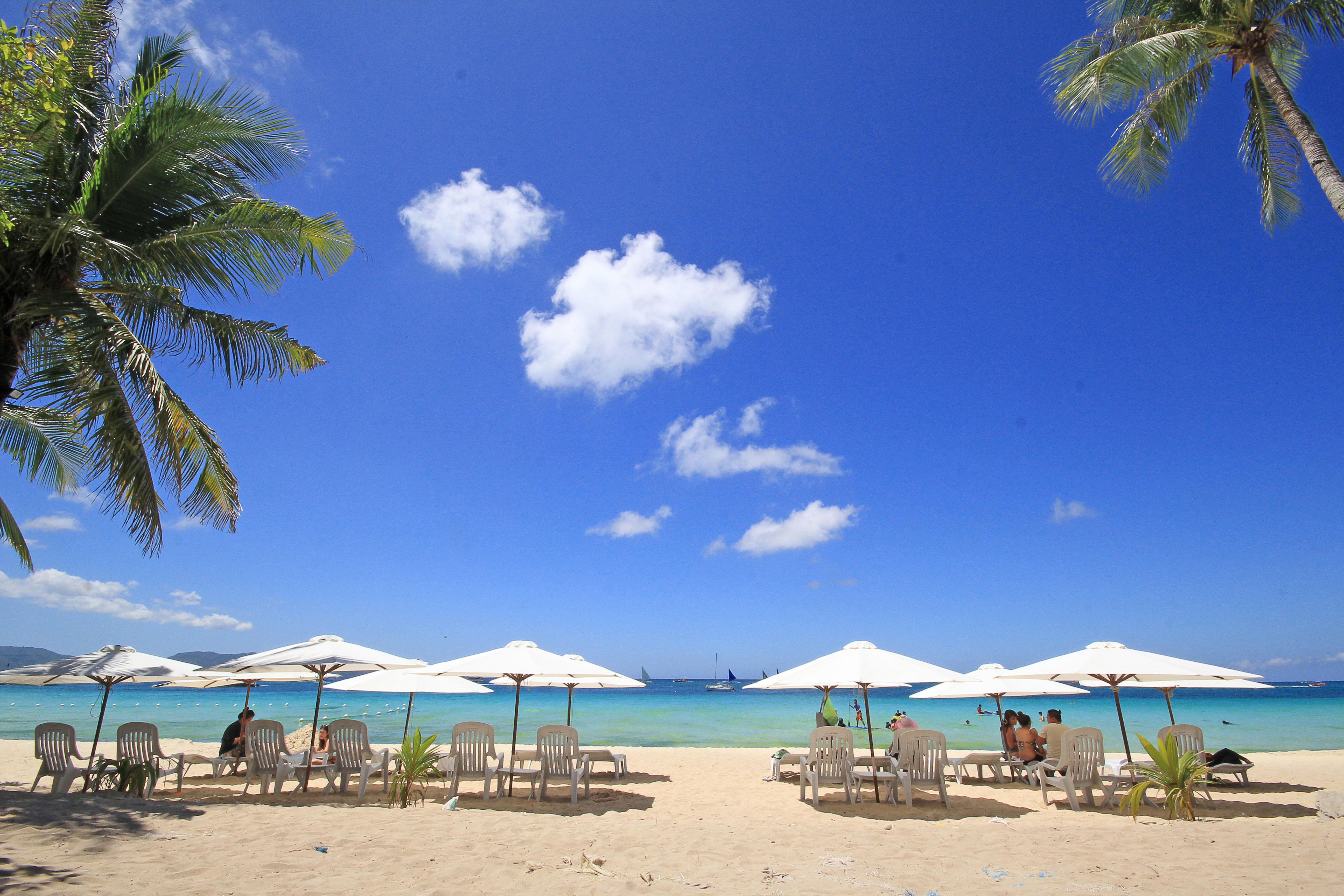 Bamboo Beach Resort & Restaurant Manoc-Manoc Buitenkant foto