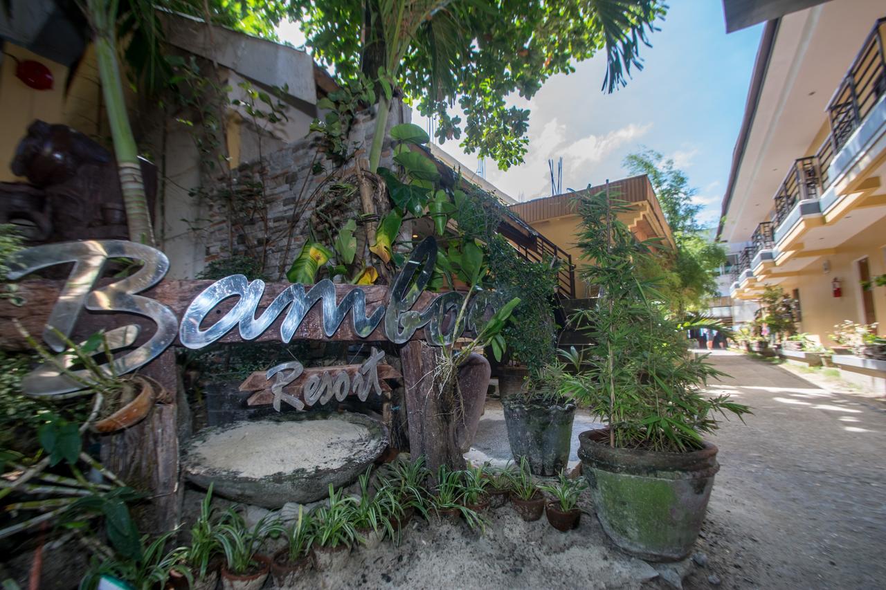 Bamboo Beach Resort & Restaurant Manoc-Manoc Buitenkant foto